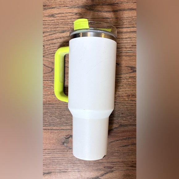 Stanley 40 Ounce Tumbler - White/Green - Picture 4 of 6